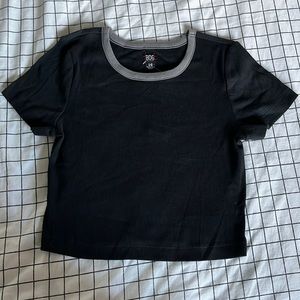 URBAN OUTFITTERS BDG BABY TEE